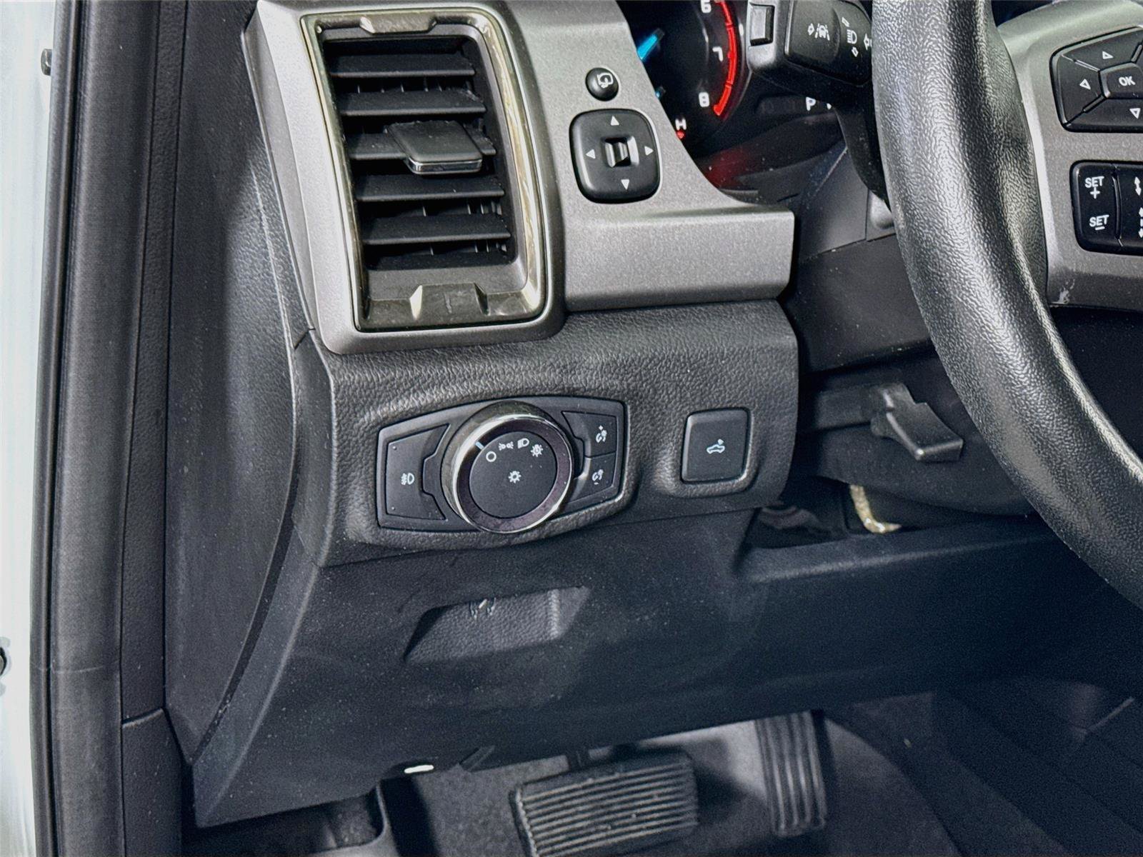 Used 2021 Ford Ranger XLT w/ Equipment Group 302A High AWD/4WD image 4