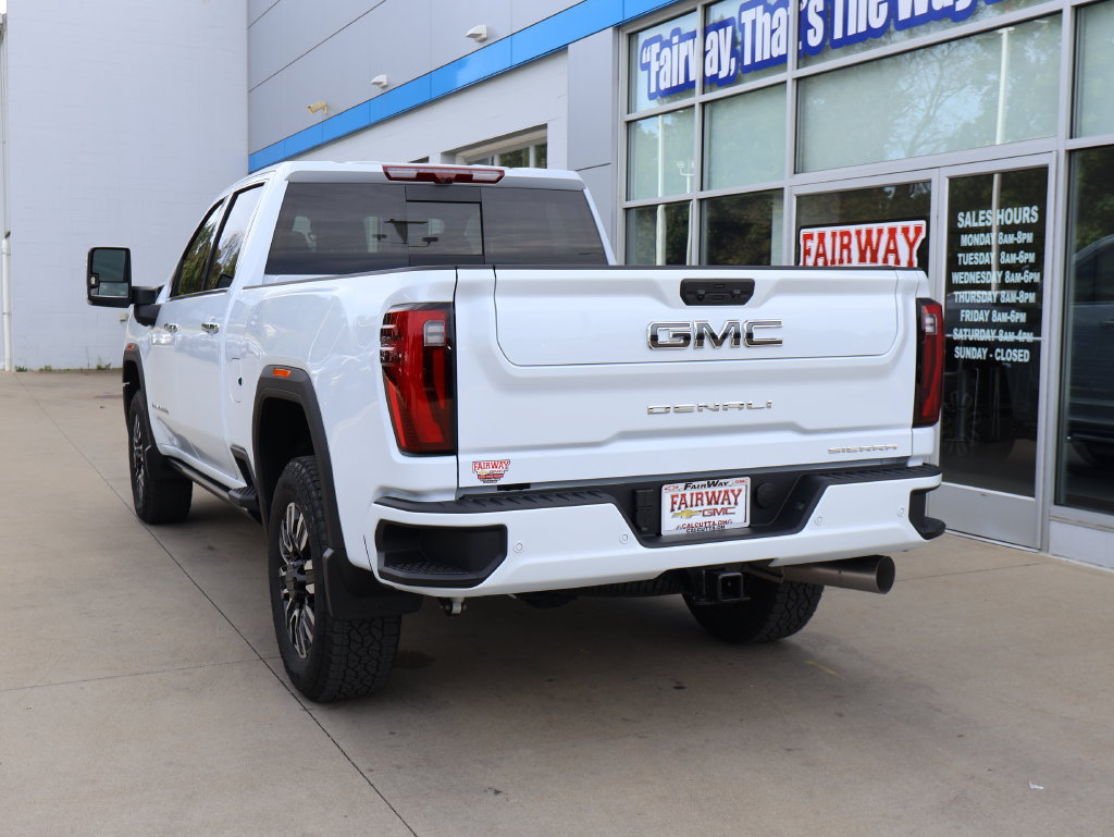 New 2026 GMC Sierra 2500 Denali Ultimate AWD/4WD image 8