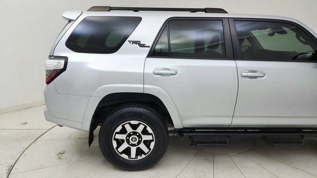 Used 2022 Toyota 4Runner TRD Off-Road image 12