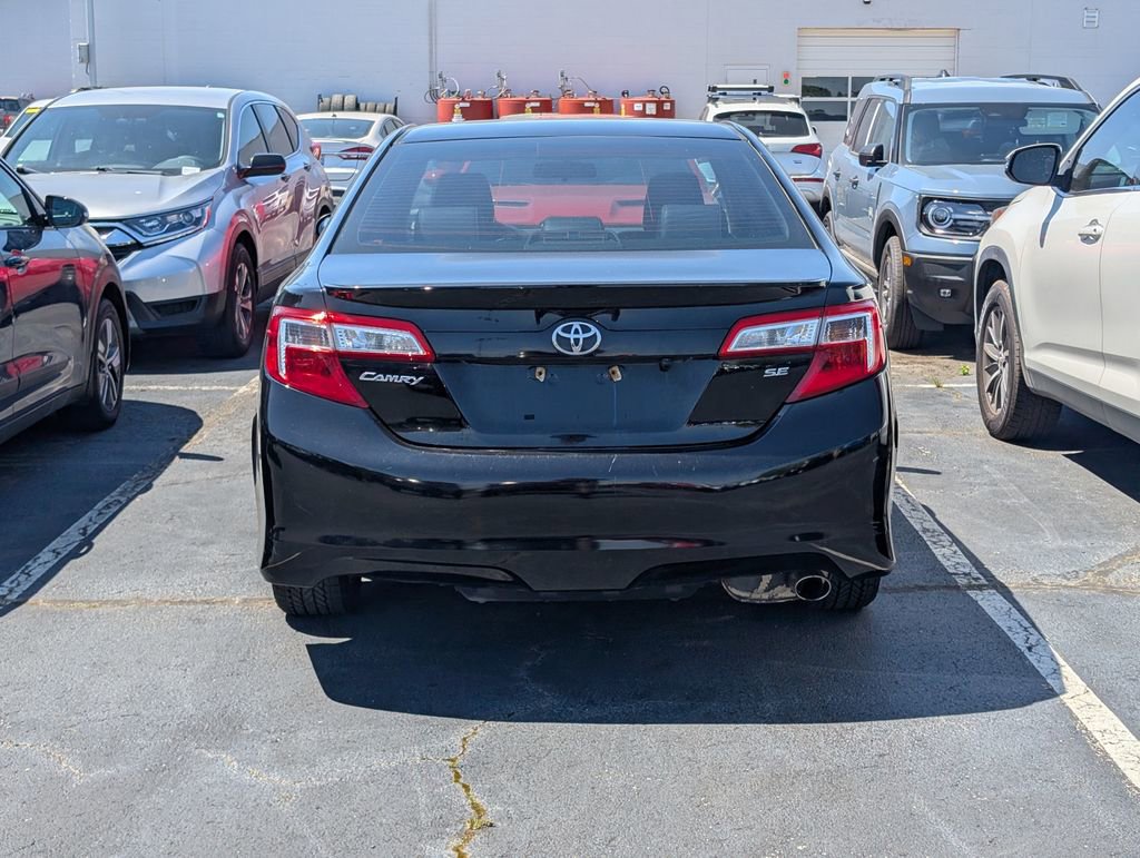 Used 2013 Toyota Camry SE image 6