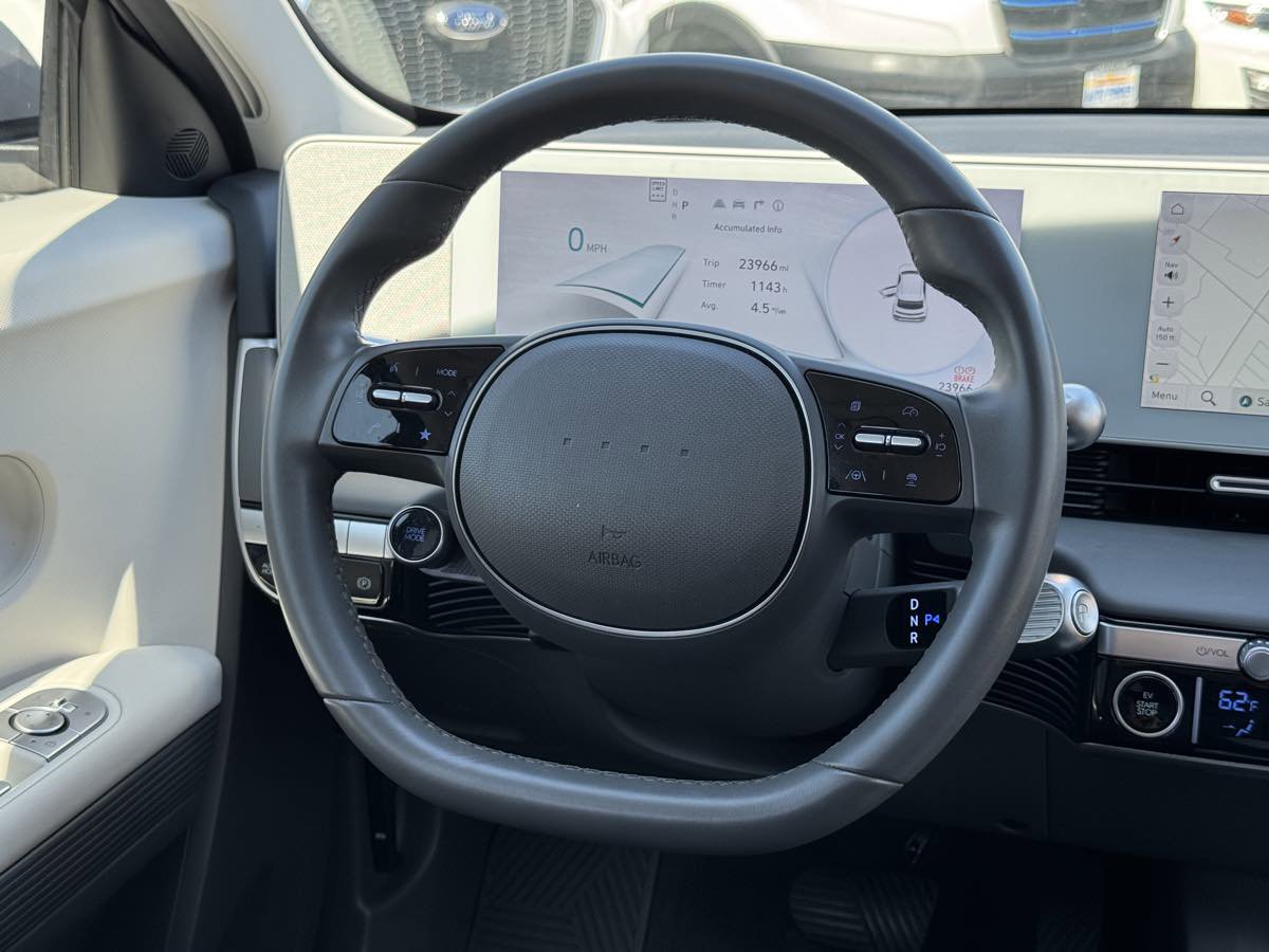 Used 2024 Hyundai Ioniq 5 SE RWD image 23
