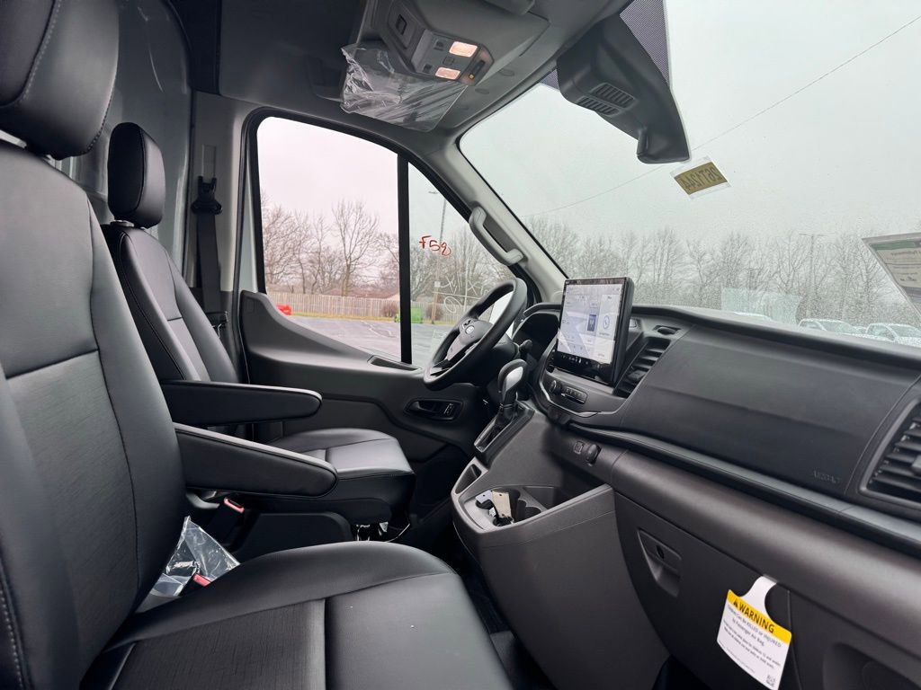 New 2026 Ford Transit 250 148 Medium Roof image 12