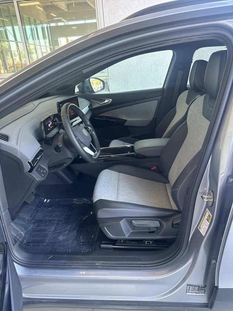 Certified 2024 Volkswagen ID.4 2WD image 10