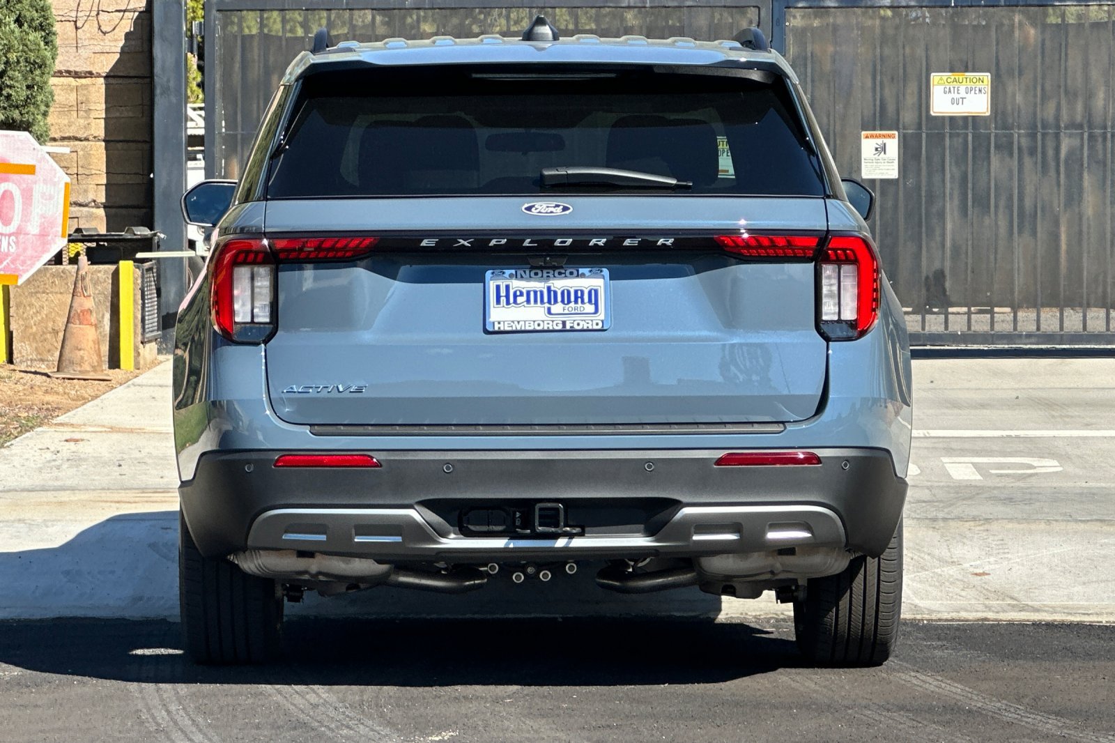 New 2027 Ford Explorer Active w/ Active Comfort Package RWD image 5