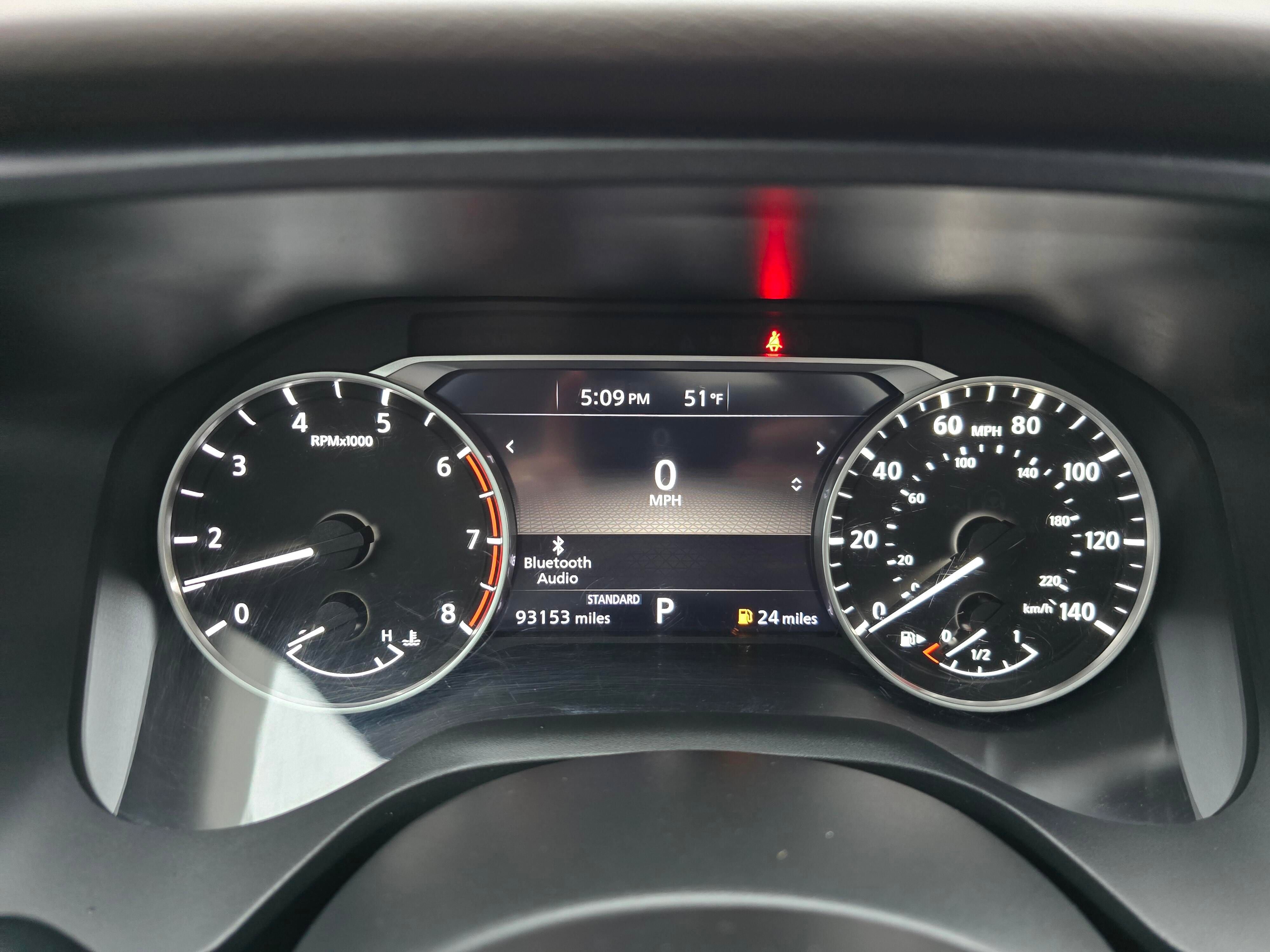 Used 2021 Nissan Rogue SV w/ Premium Package image 14