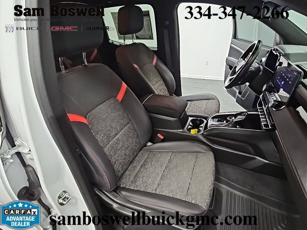 Used 2024 Chevrolet Colorado Z71 image 37