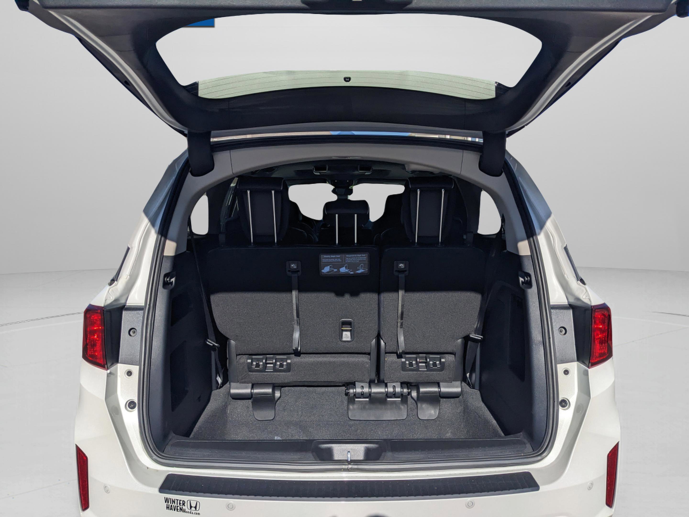 New 2026 Honda Odyssey Elite image 13