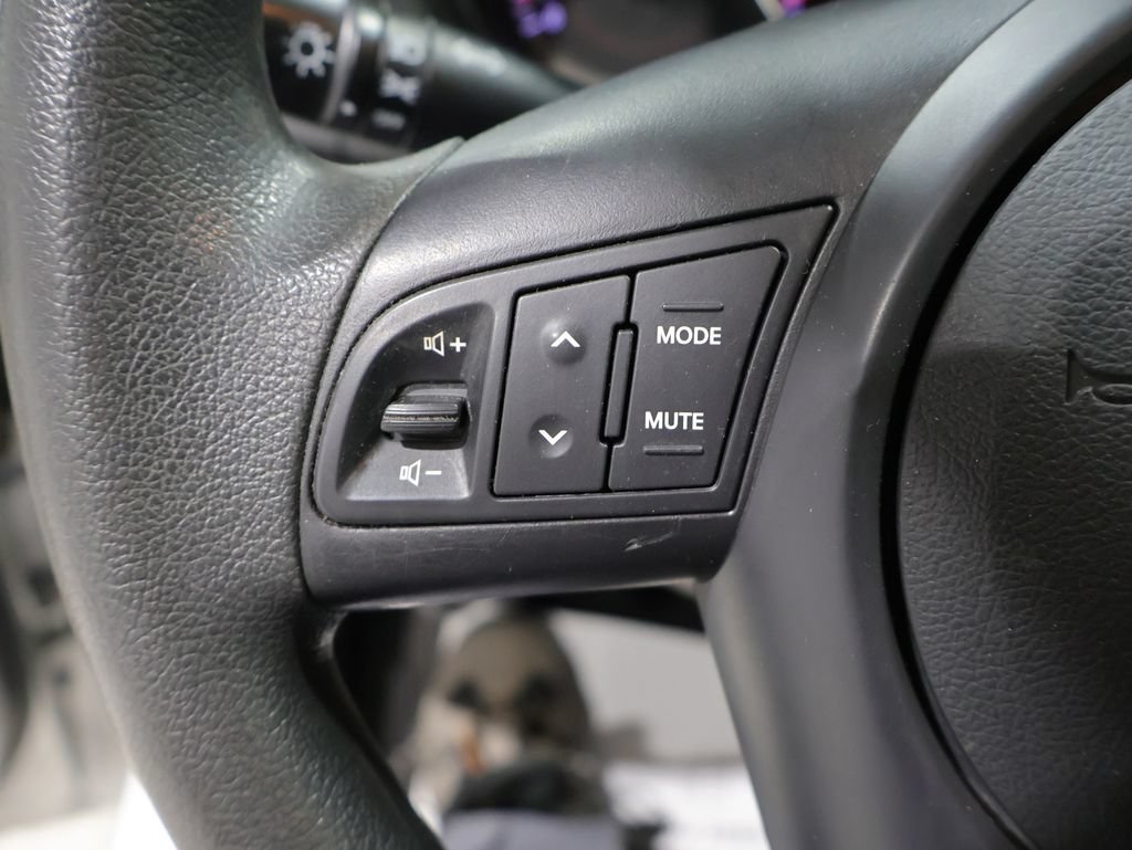 Used 2013 Kia Forte EX w/ Premium Pkg FWD image 29