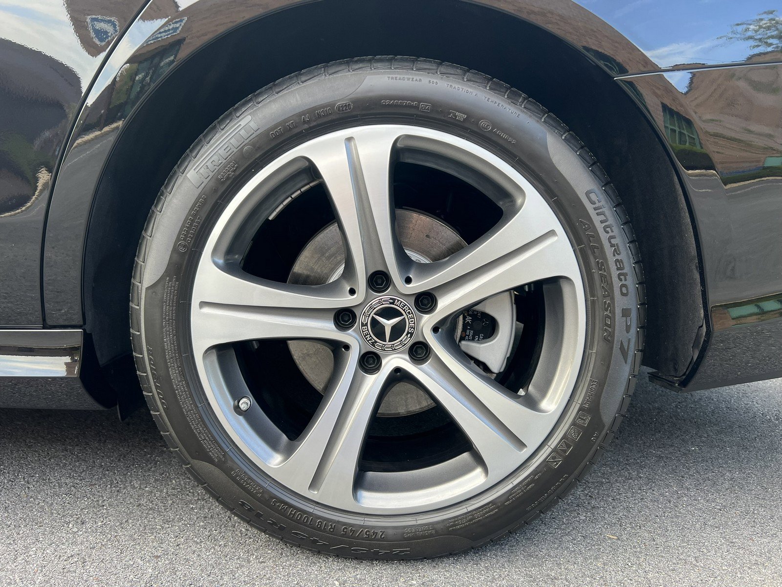 Used 2019 Mercedes-Benz E 300 4MATIC image 90