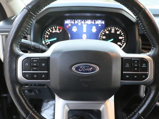 Used 2024 Ford Expedition XLT image 25