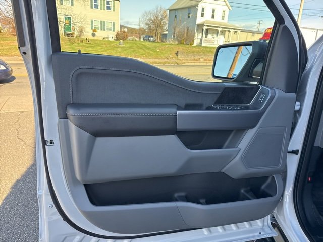 New 2025 Ford F150 Lightning XLT w/ Max Trailer Tow Package image 13