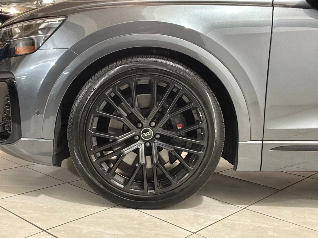 Used 2024 Audi SQ8 Prestige w/ Prestige Package AWD/4WD image 16
