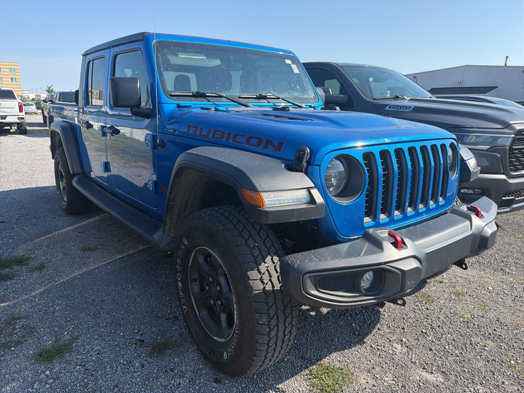 Used 2023 Jeep Gladiator Rubicon w/ LED Lighting Group AWD/4WD image 3