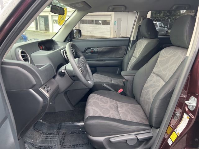 Used 2014 Scion xB image 12