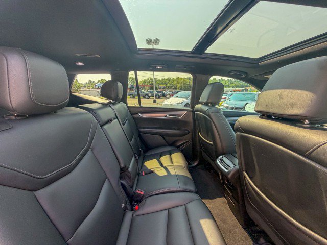 Used 2022 Cadillac XT6 Luxury FWD image 22