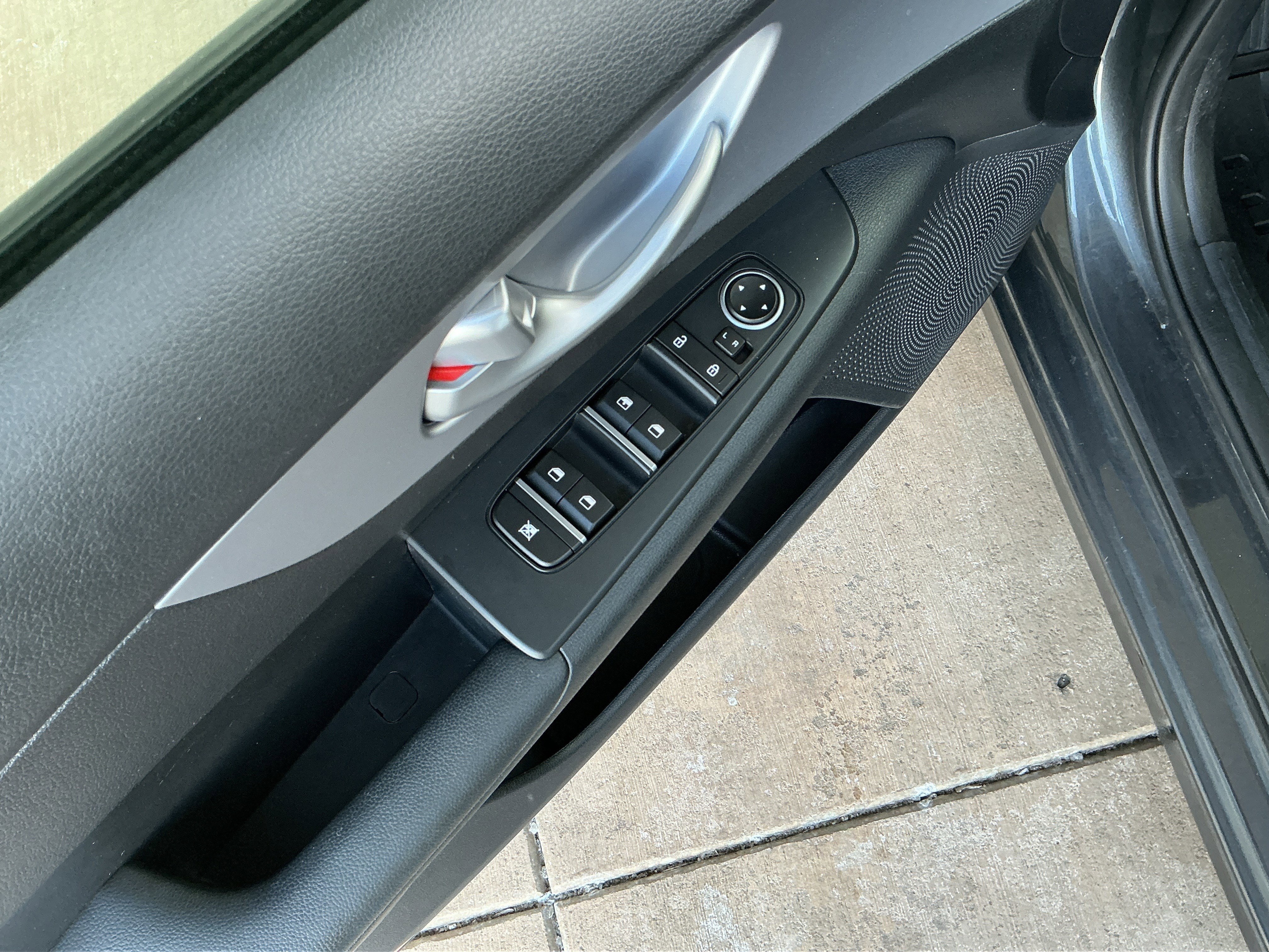 Used 2024 Kia Forte LXS image 15