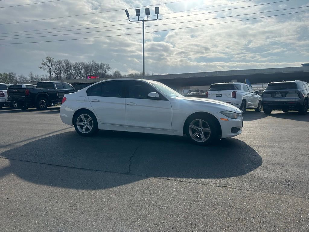 Used 2015 BMW 320i xDrive Sedan image 4