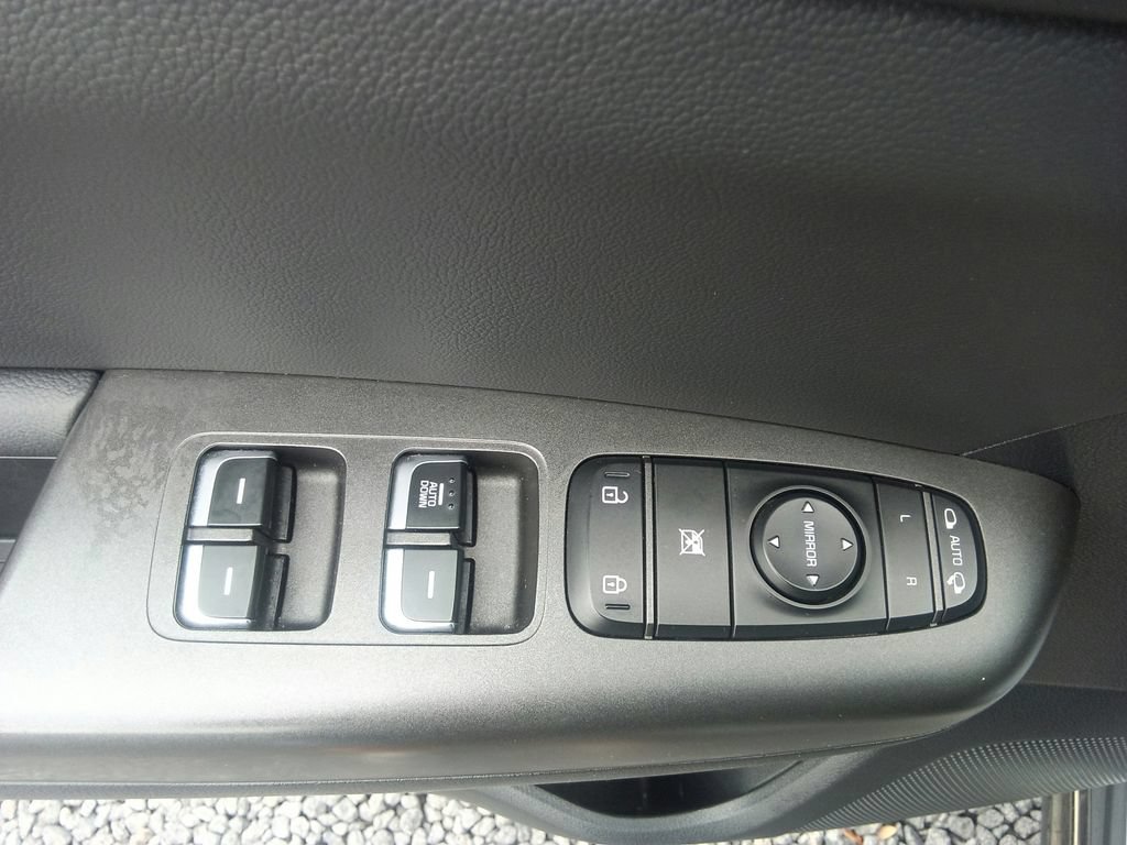 Used 2020 Kia Sportage S w/ S Sunroof Package AWD/4WD image 18