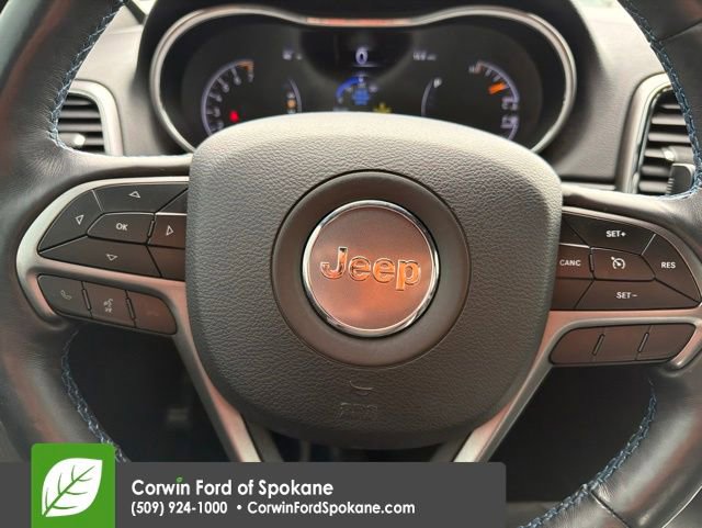 Used 2019 Jeep Grand Cherokee Laredo AWD/4WD image 12