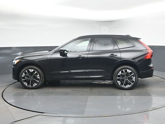 New 2026 Volvo XC60 T8 Plus w/ Protection Package Premier image 5