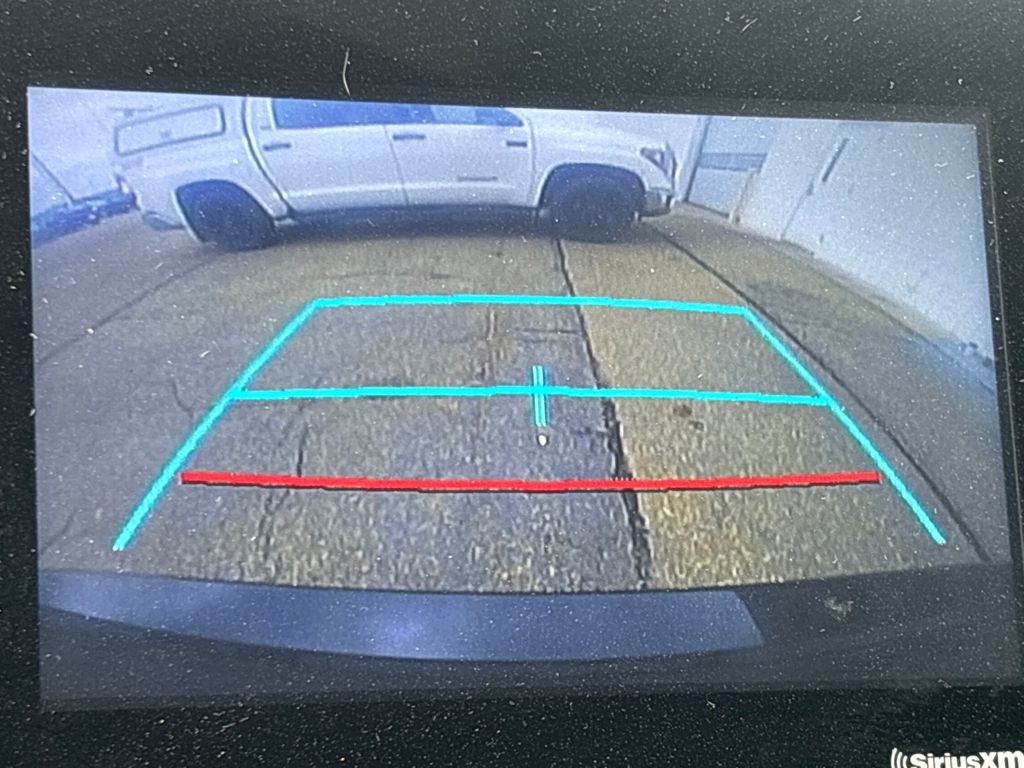 Used 2022 Toyota Camry SE image 8