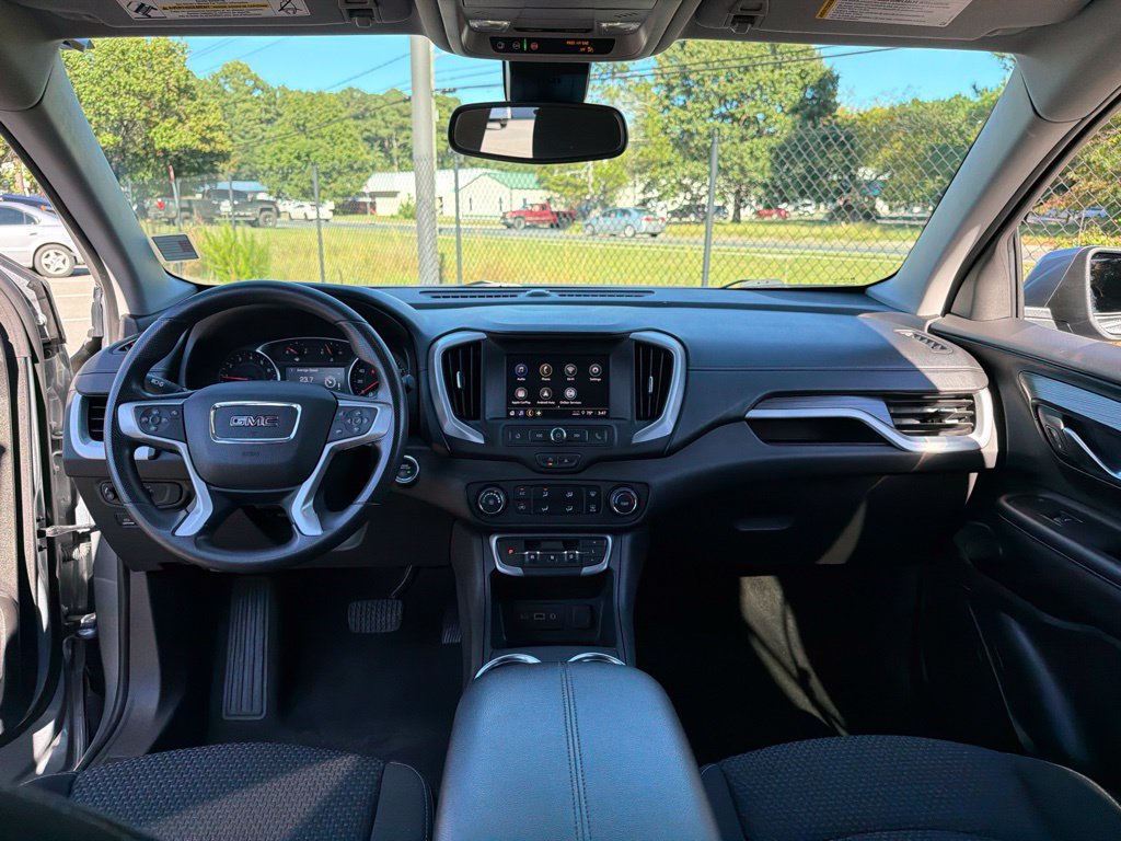Used 2024 GMC Terrain SLE AWD/4WD image 8