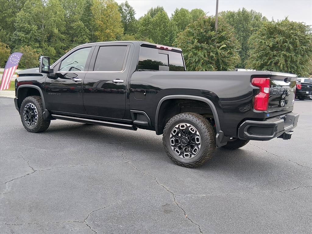 Used 2022 Chevrolet Silverado 2500 High Country w/ Safety Package II AWD/4WD image 6
