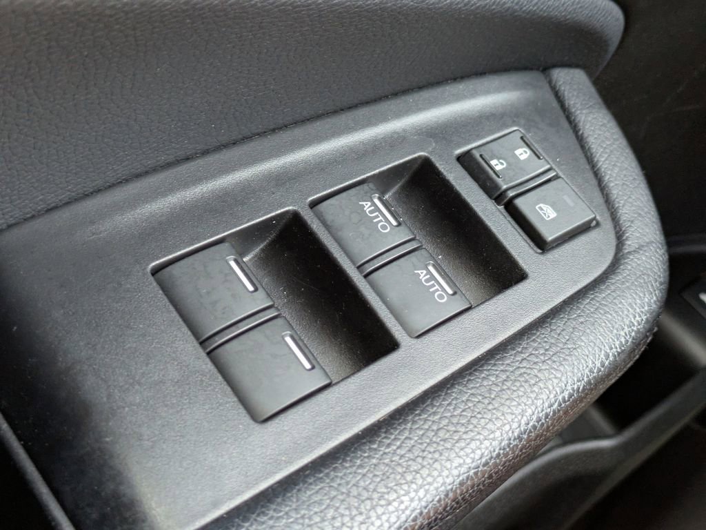 Used 2017 Honda Pilot Elite image 26