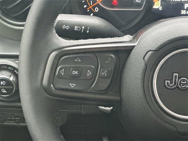 New 2025 Jeep Gladiator Mojave w/ Convenience Group image 24