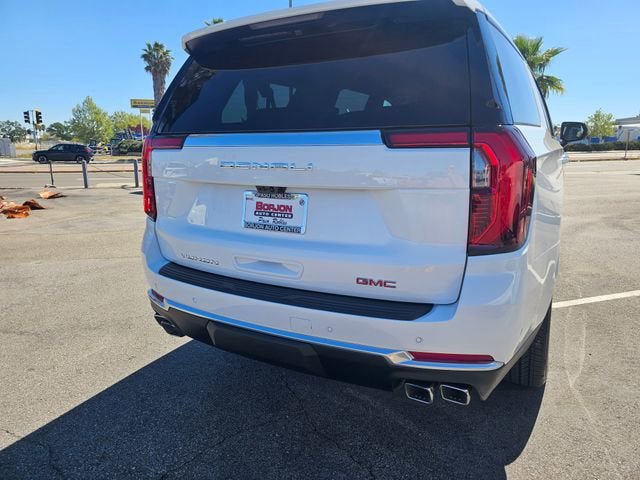 New 2026 GMC Yukon XL Denali w/ Denali Reserve Package AWD/4WD image 7