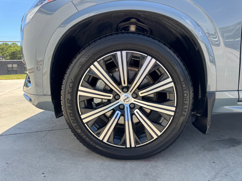 Certified 2023 Volvo XC90 B6 Plus w/ Protection Package Premier AWD/4WD image 27