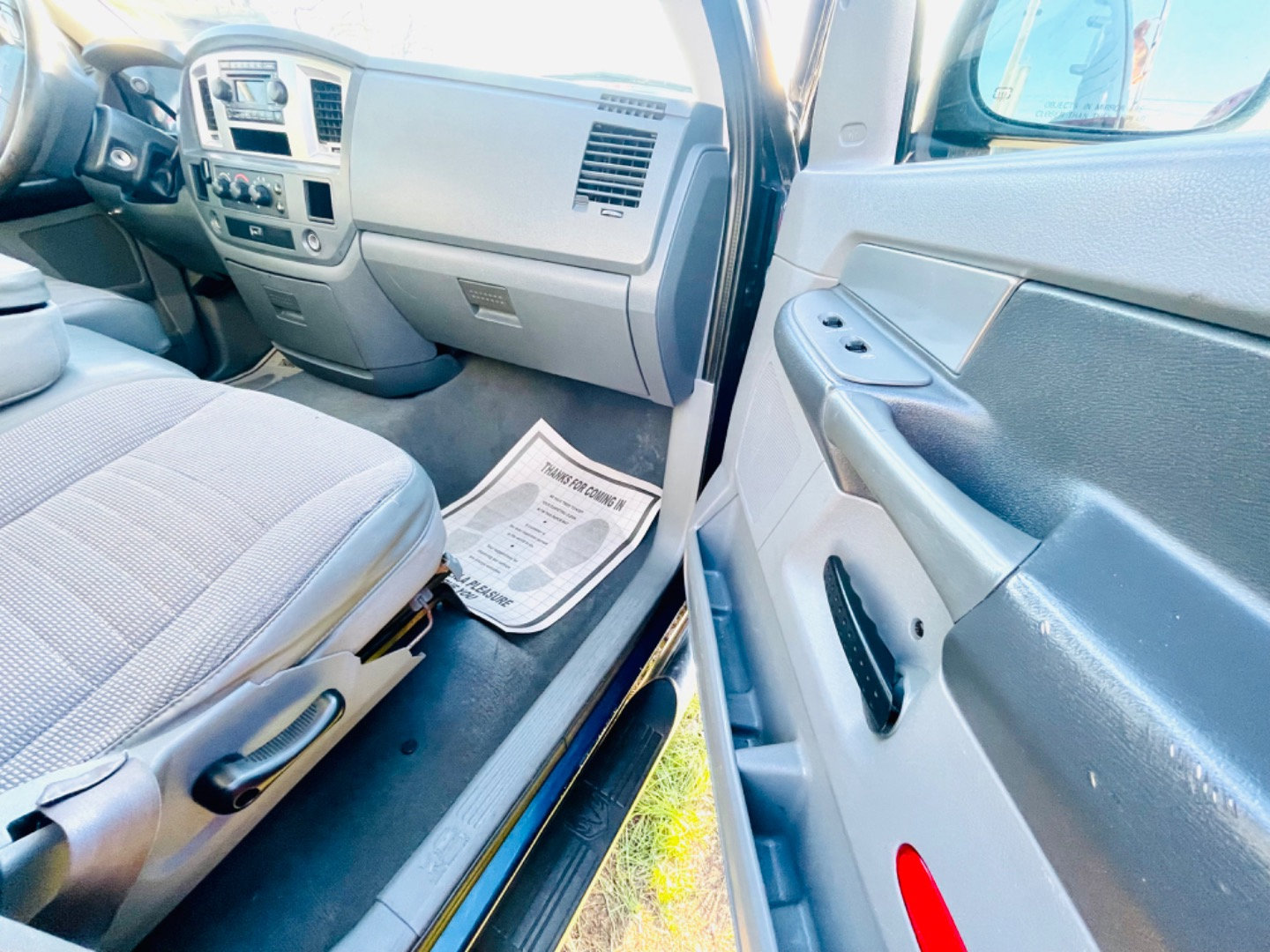 Used 2008 Dodge Ram 1500 Truck SLT image 23