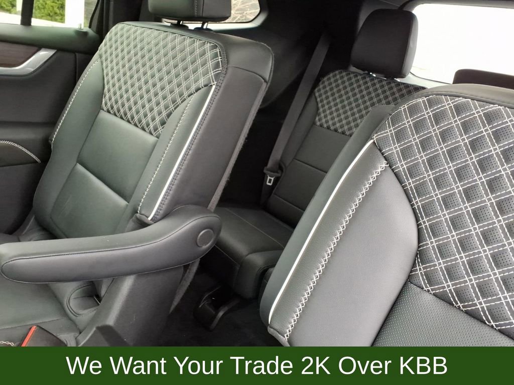 Used 2024 GMC Acadia Denali w/ Super Cruise Package image 16