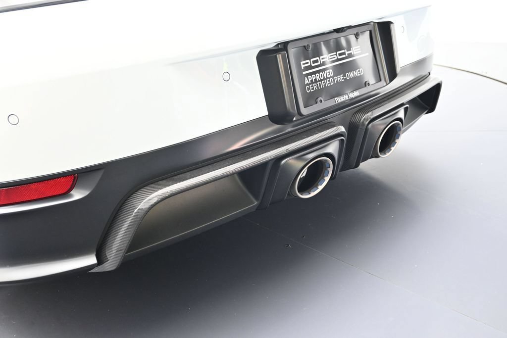 Certified 2026 Porsche 911 Carrera 4 GTS AWD/4WD image 36