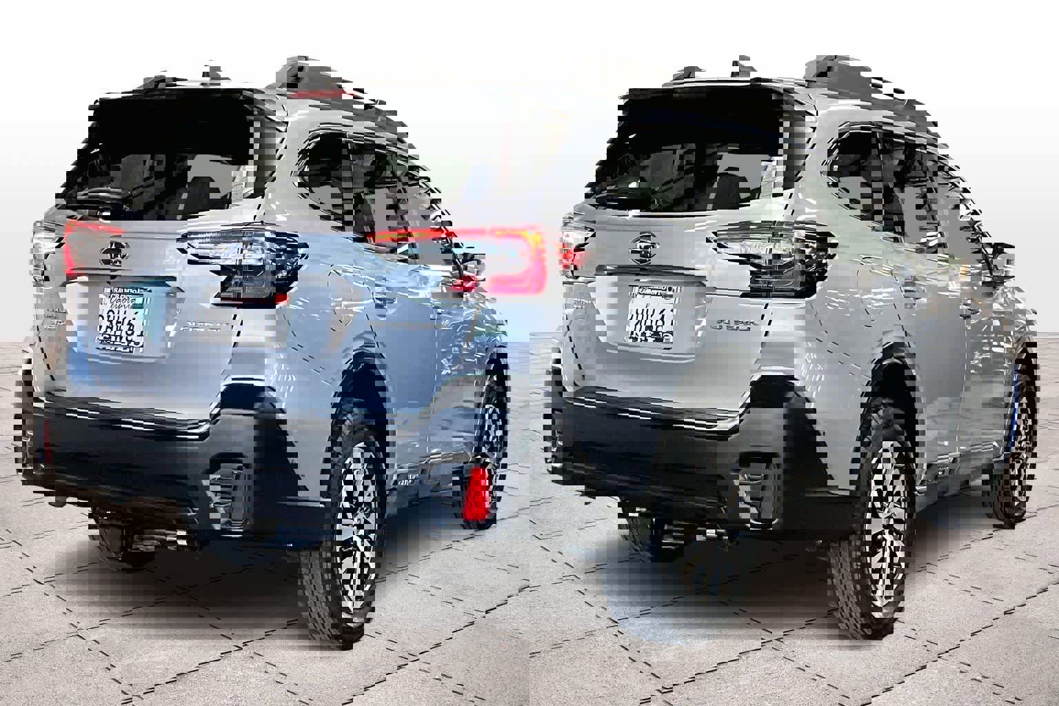 Used 2022 Subaru Outback Premium image 16