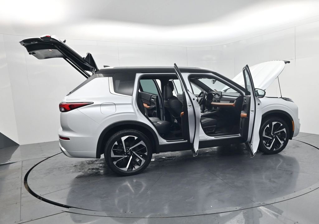 Used 2023 Mitsubishi Outlander SEL Black Edition AWD/4WD image 53