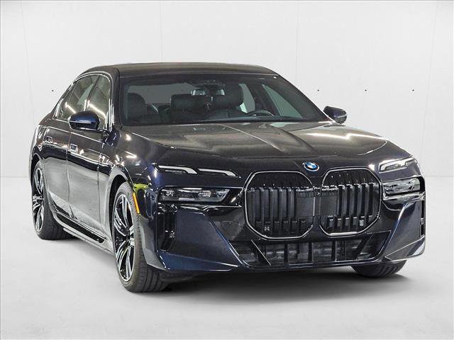 New 2025 BMW i7 eDrive50 w/ M Sport Package image 3