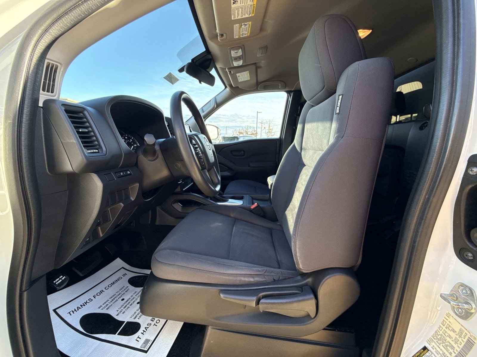 Used 2022 Nissan Frontier S image 13