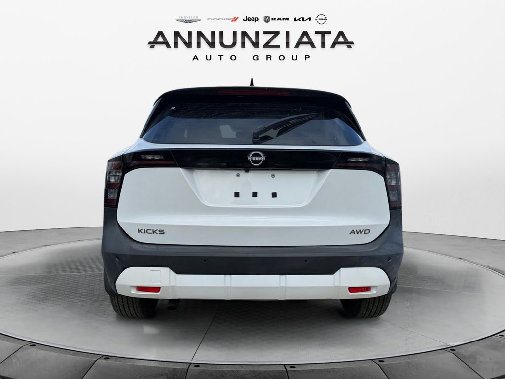 New 2026 Nissan Kicks SV w/ SV Premium Package image 4