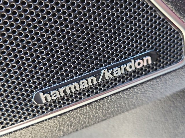 Used 2019 Kia Sorento SX image 25