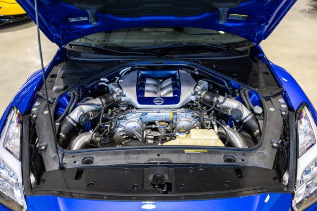 Used 2021 Nissan GT-R Premium AWD/4WD image 27