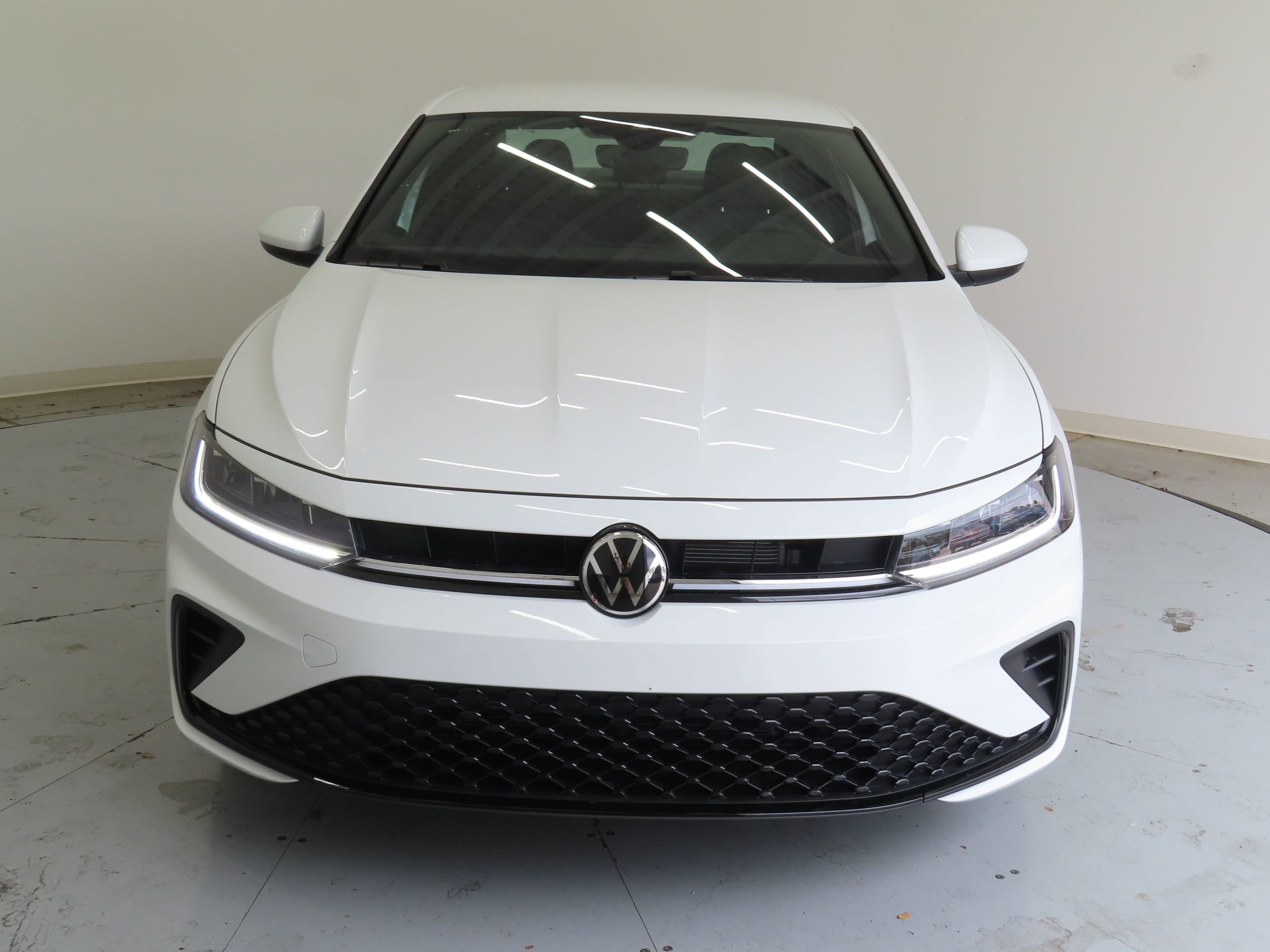 New 2026 Volkswagen Jetta Sport FWD image 8