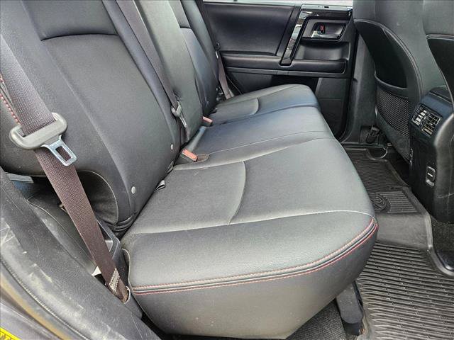Used 2019 Toyota 4Runner TRD Off-Road Premium AWD/4WD image 18