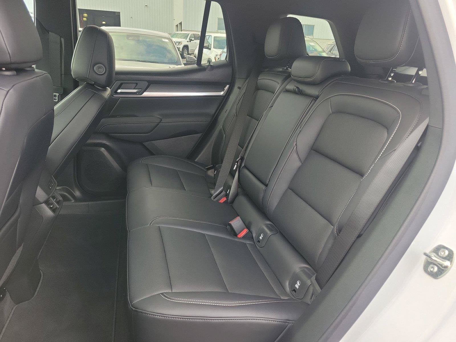 New 2027 GMC Terrain Elevation w/ Elevation Premium Package FWD image 13