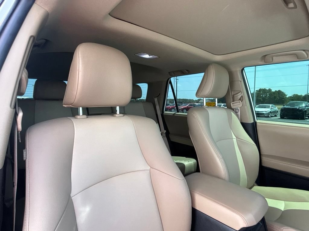 Used 2024 Toyota 4Runner SR5 Premium w/ Moonroof Package AWD/4WD image 18