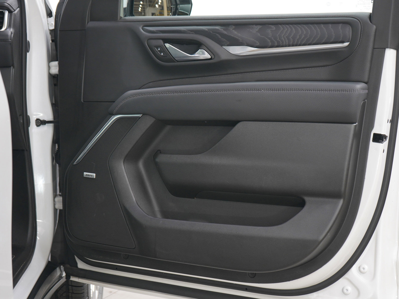 Used 2024 GMC Yukon XL Denali w/ LPO, Floor Liner Package AWD/4WD image 12
