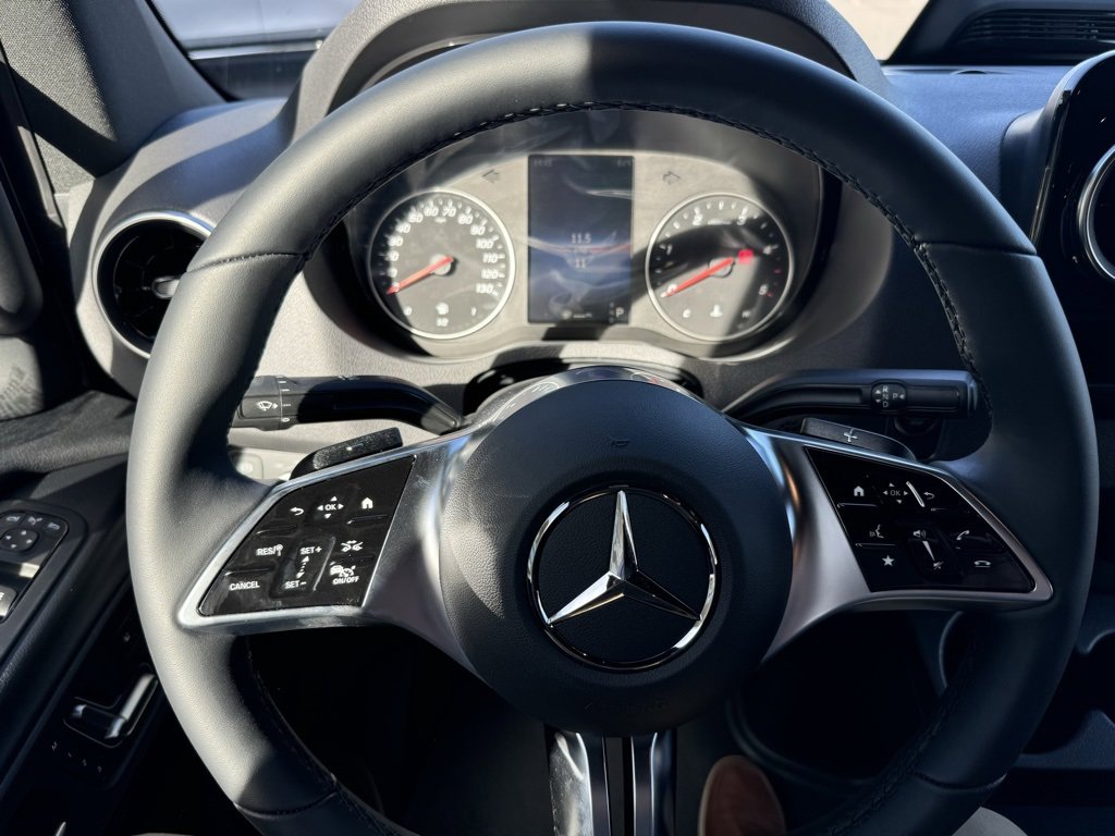New 2025 Mercedes-Benz Sprinter 2500 image 25