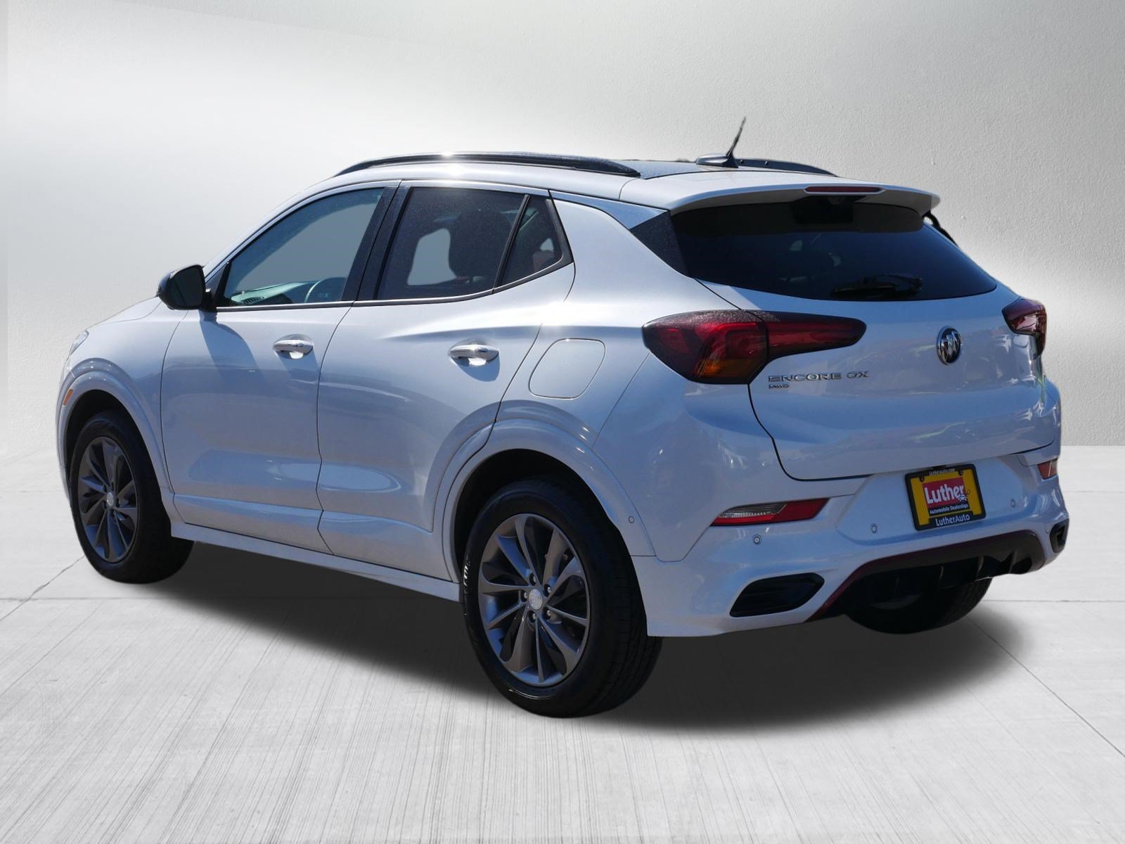 Used 2021 Buick Encore GX Essence w/ Advanced Technology Package AWD/4WD image 5