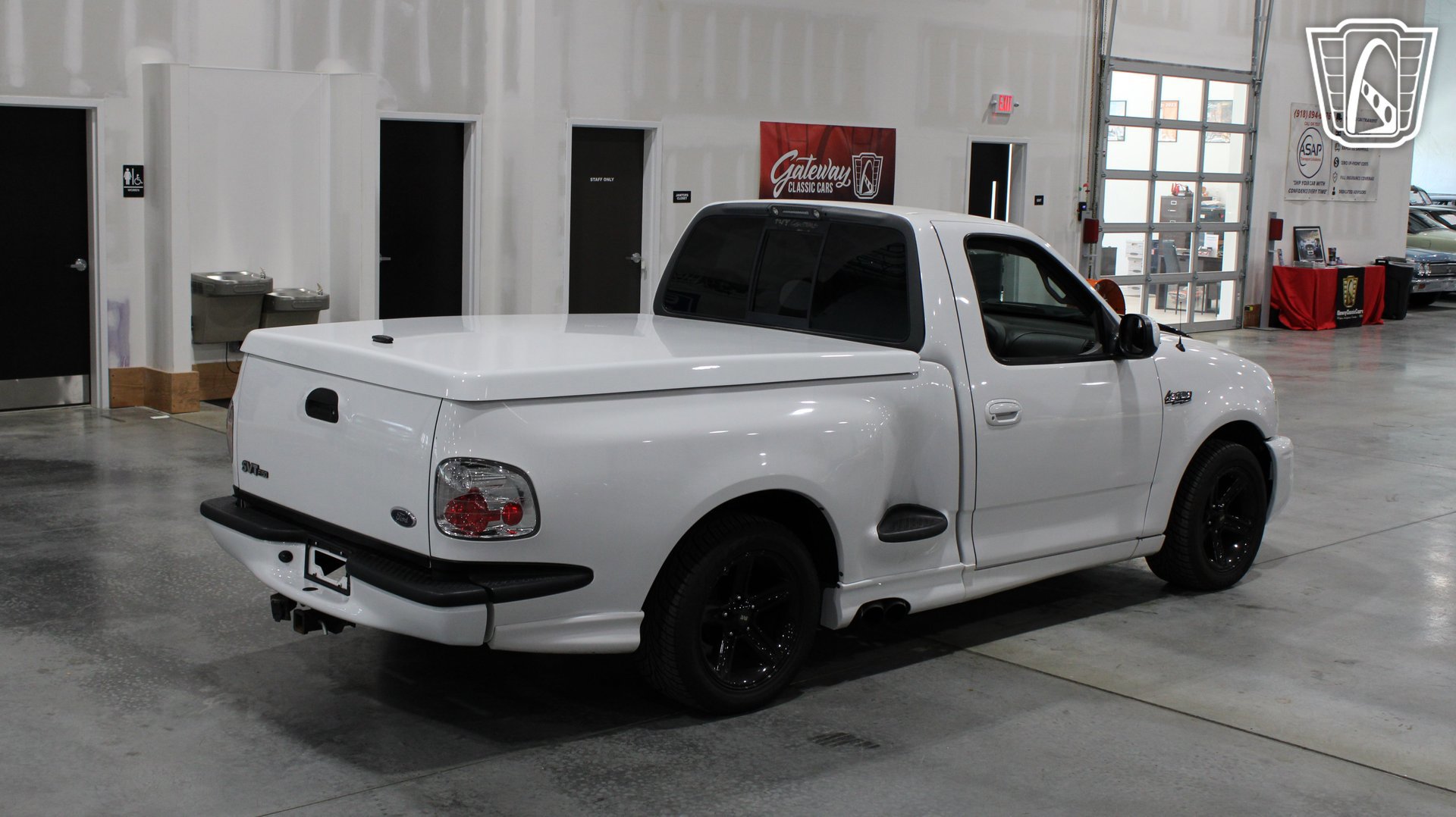 Used 2000 Ford F150 Lightning image 33