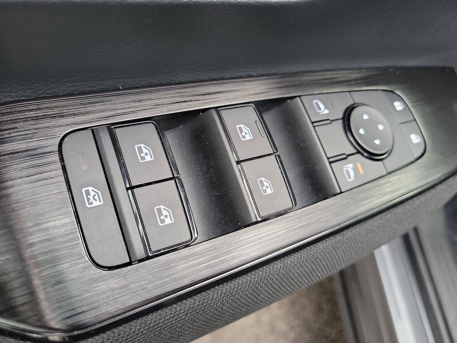 Used 2026 Nissan Kicks S FWD image 19